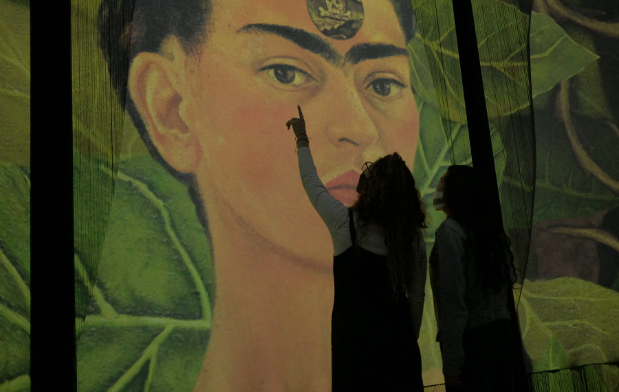 Expo digital retrata arte y tragedia de Frida Kahlo