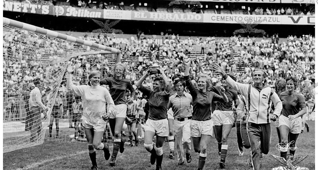 Del entusiasmo de los 70 al fut femenil de «paga» en México